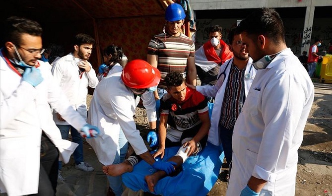 مقتل متظاهر وإصابة عشرات آخرين في بغداد