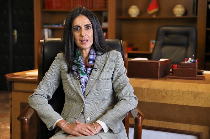  فتاح العلوي تلتقي أعضاء في الحكومة السينغالية 