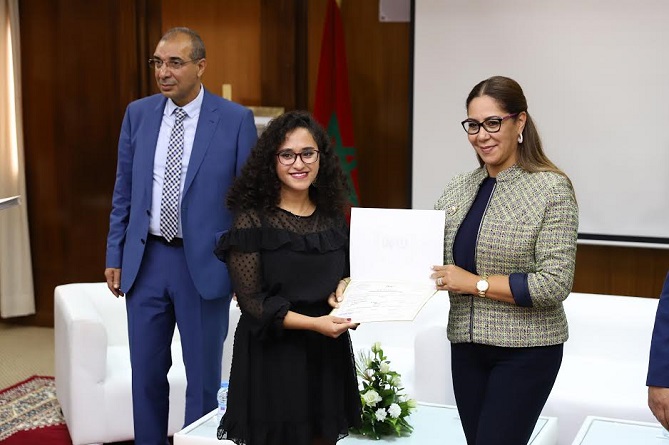  نزهة بوشارب تنتقل إلى أكادير لتنزيل توجيهات الملك 