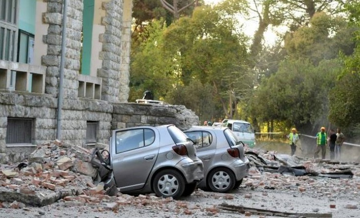  مصرع 23 شخصا على الأقل في زلزال ضرب ألبانيا 