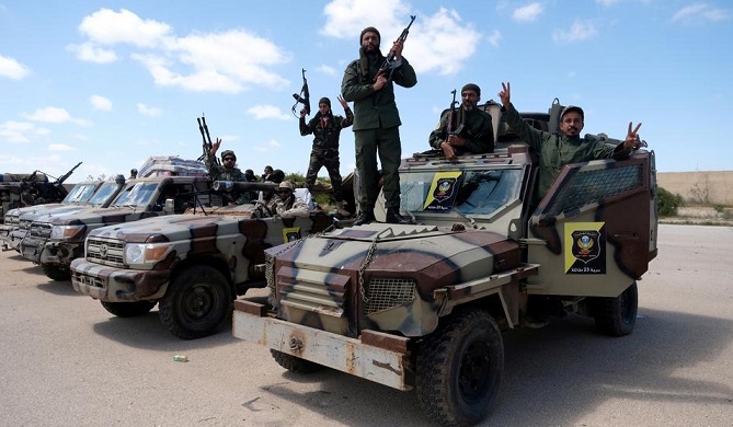 عقيلة صالح يعلن انهيار الهدنة في طربلس