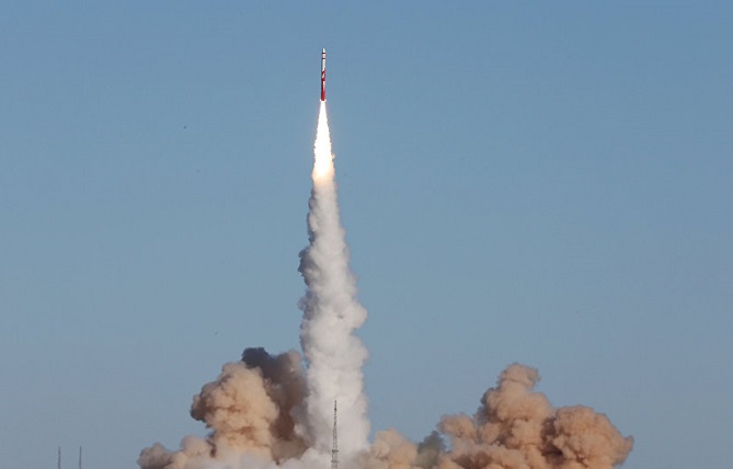  الصين تطلق قمرا صناعيا يمكنه التقاط صور مجسمة 