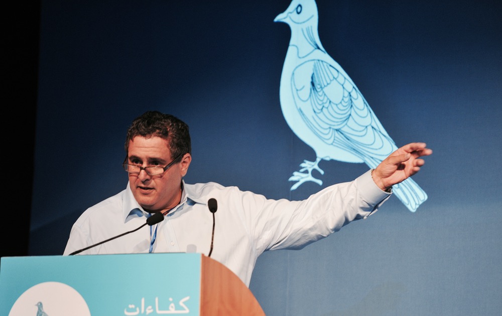 حركة "المغاربة الديمقراطيين بالخارج": تهديدات أخنوش أعادتنا لحقبة البصري