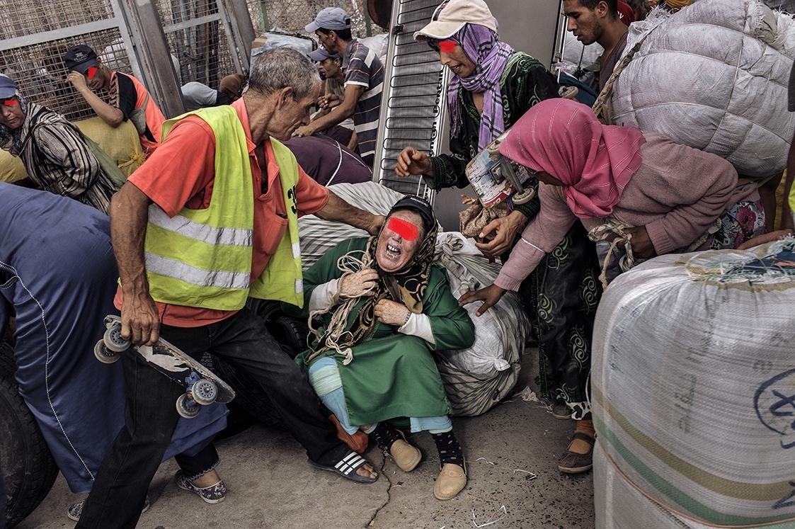 المشاكل والفوضى ترافق عودة التهريب المعيشي إلى "سبتة"