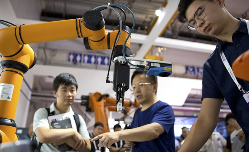 خلال 10 أشهر.. عائدات الصين من قطاع التكنولوجيا فاق 823 مليار دولار