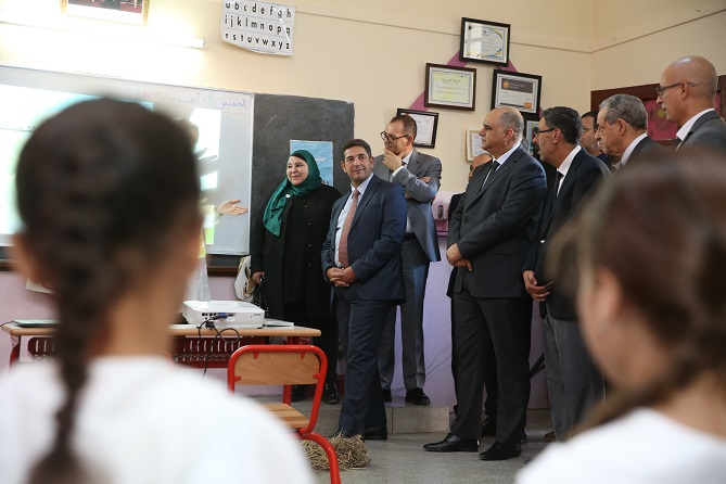  أمزازي يتفقد عددا من المؤسسات التعليمية بإقليم طاطا 