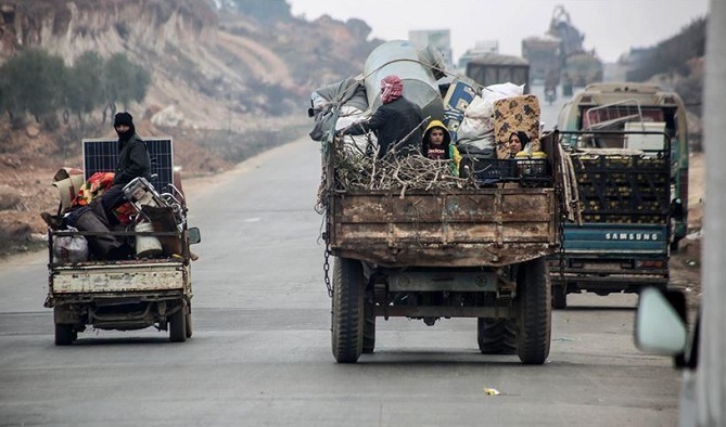  سوريا.. نزوح 47 ألف مدني في "إدلب" خلال 3 أيام 