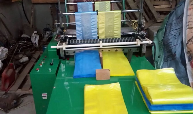 ضبط معمل سري لتصنيع الأكياس البلاستيكية بطنجة