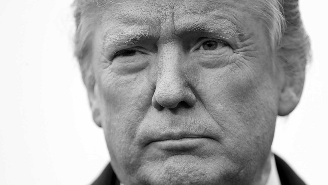  الثالث بعد كلينتون وجونسون .. ترامب معزول رسميًّا 