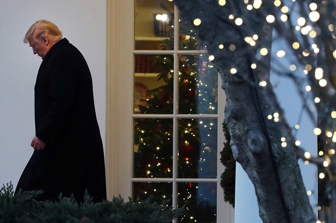 ترامب يسعى إلى تبرئته سريعا في مجلس الشيوخ