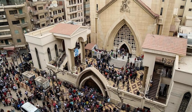  وفاة 3 جراء انهيار حائط بكنيسة أثرية وسط مصر 