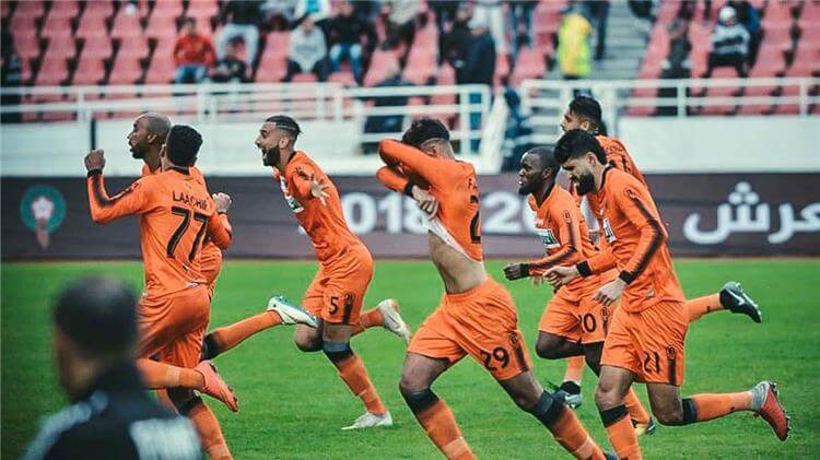  نهضة بركان يتأهل إلى دور المجموعات من كأس "الكاف" بفوزه على فريق الجيش الرواندي 