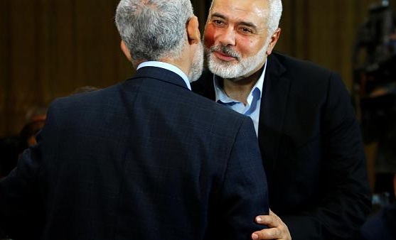  إسماعيل هنية يبدأ جولة خارجية تشمل عدة دول 