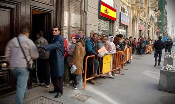 أكثر من 730 ألف مغربي يقيمون بشكل قانوني في إسبانيا