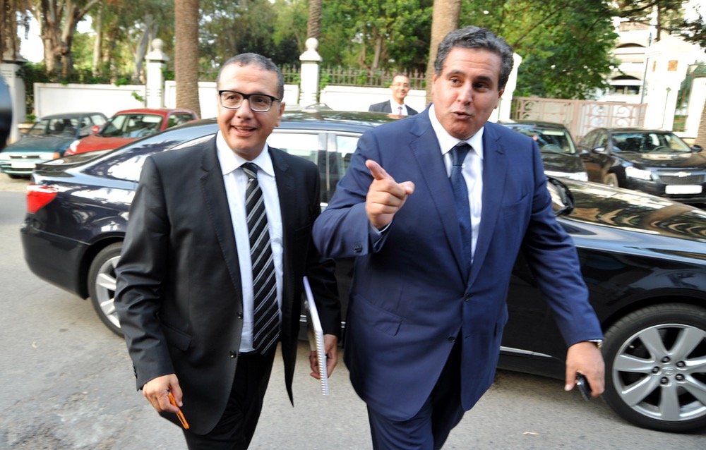 أخنوش يبدأ حرب "الترحال" على "البام" في معقله بالشمال