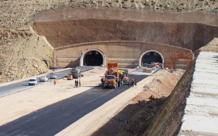 10 مليارات درهم لـ 1055 كلم.. الطريق السريع تيزنيت الداخلة جاهز متم 2021