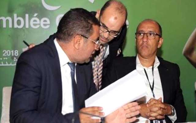 الرجاء يرفض خوض مباراته ضد الدفاع الجديدي