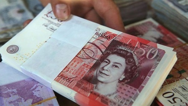 الإسترليني يتراجع مع ترقب مفاوضات البريكسيت