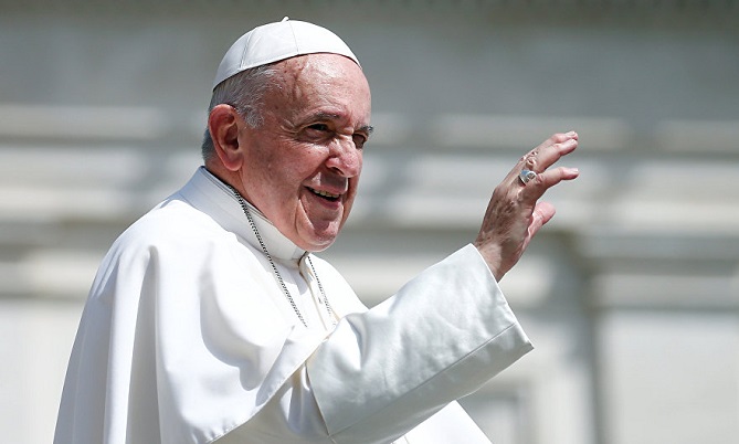 البابا يندد بالعنف ضد المرأة في رسالة العام الجديد