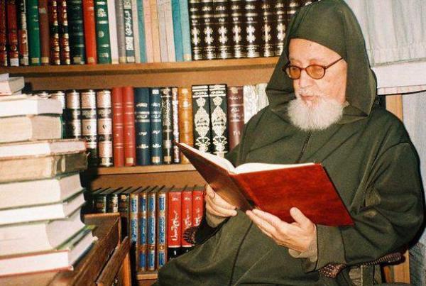 وفاة العلامة محمد بوخبزة بعد صراع مع المرض