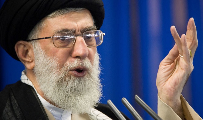 تويتر يغلق حساب خامنئي بعد الهجوم الإيراني بالعراق