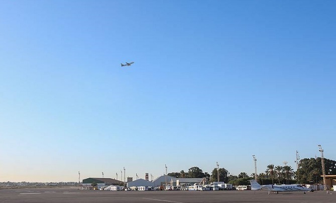 صواريخ ميليشيات حفتر تعطل الملاحة بمطار معيتيقة