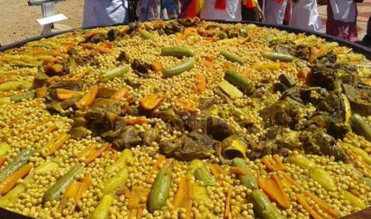  طانطان: إنجاز أكبر طبق كسكس بــ"الخماسي" 