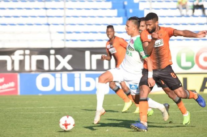 نهضة بركان يتعادل مع ضيفه فريق الرجاء البيضاوي