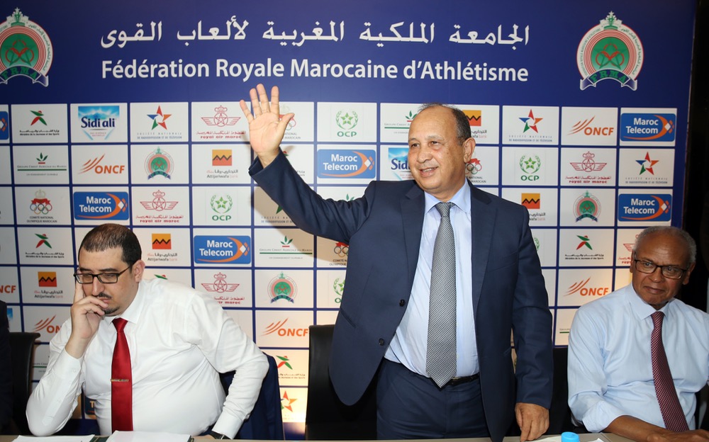  مأزق جديد لأحيزون: تهربَ من المساءلة البرلمانية حول "فضائح" جامعة القوى 