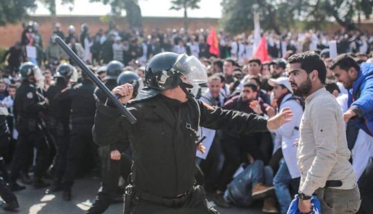  احتجاجات وإضرابات.. أساتذة التعاقد يختارون مارس لخطوات أكثر تصعيدا 