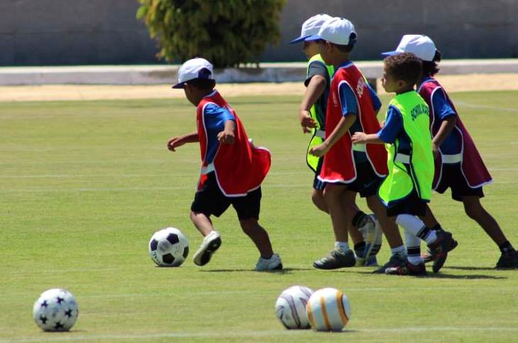 النيابة العامة تفتح ملف "اغتصاب" أطفال مدارس الكرة والشرطة تستمع لعضو جامعي