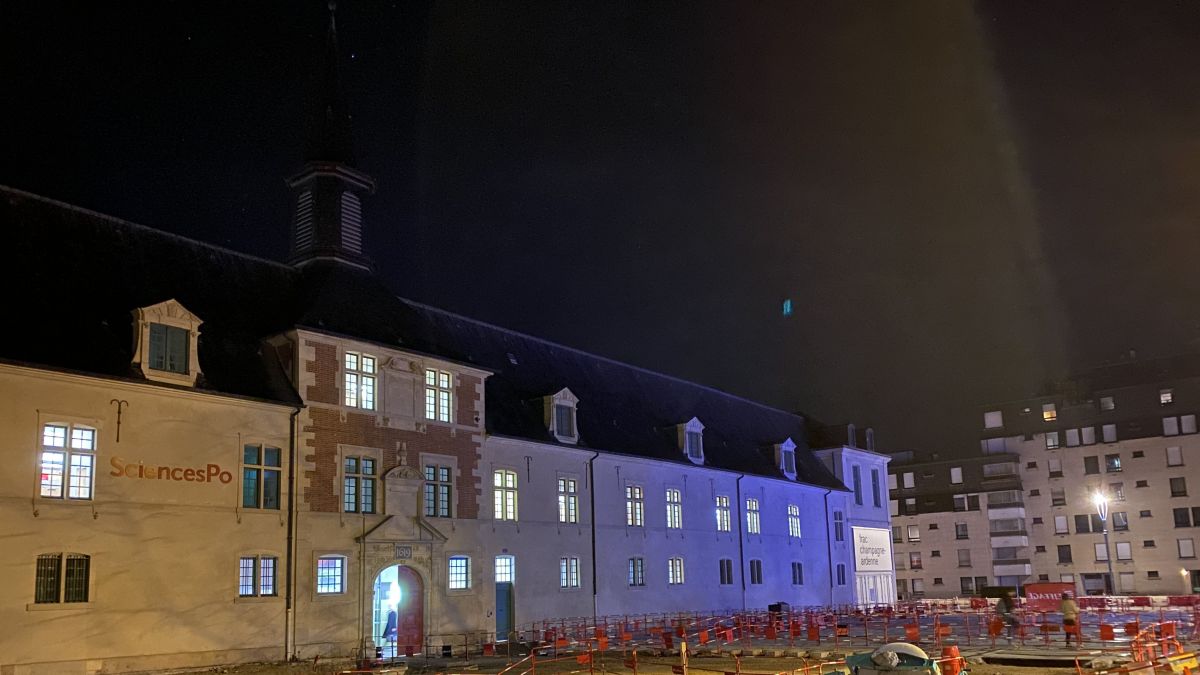  فرنسا تعزل طلبة عائدين من المغرب للتأكد من عدم إصابتهم بـ"كورونا" 