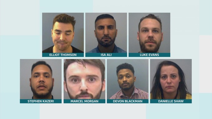  الأمن البريطاني يُطيح بمافيا تنشط في التهريب الدولي للحشيش من المغرب 