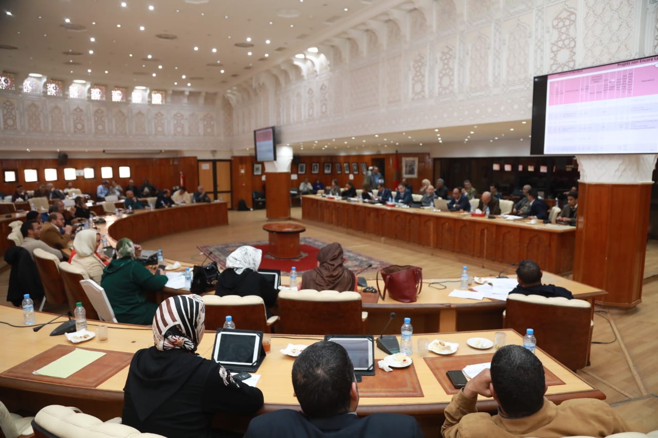  المجلس الجماعي لمراكش يصادق على مشاريع اجتماعية 