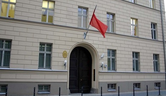 سفارة المغرب في روما تُحدث خلية لتتبع تطورات كورونا