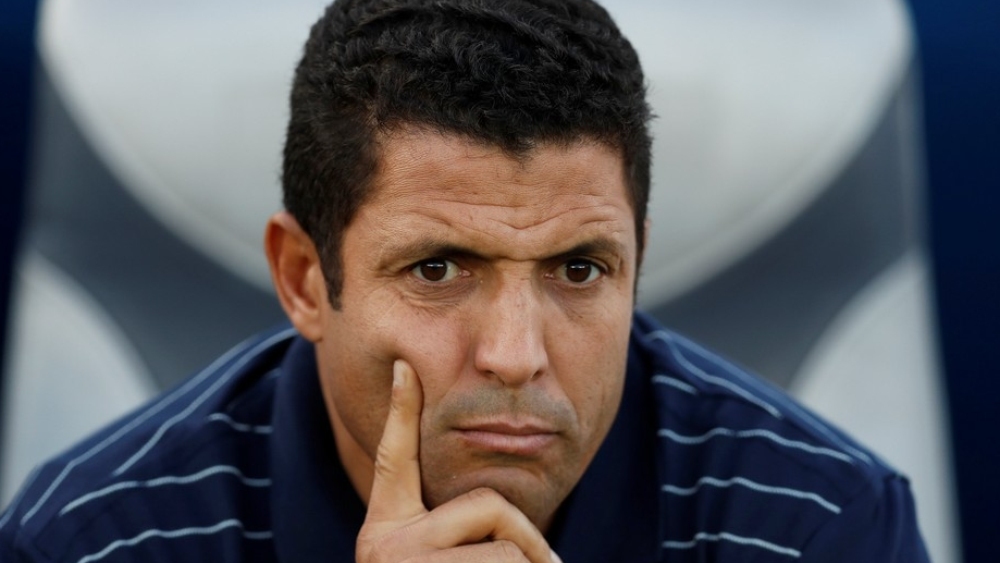 عموتة "يعفي" لاعبي الرجاء من المنتخب المحلي