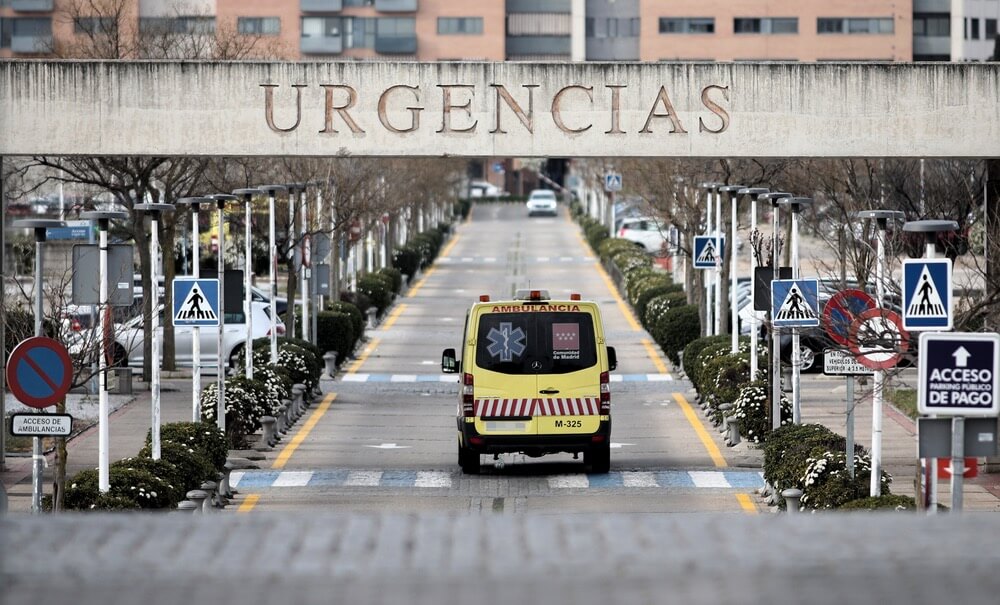  بعد أن تجاوز عدد الإصابات بـ"كورونا" 4000.. موجة ذُعر تجتاح إسبانيا 