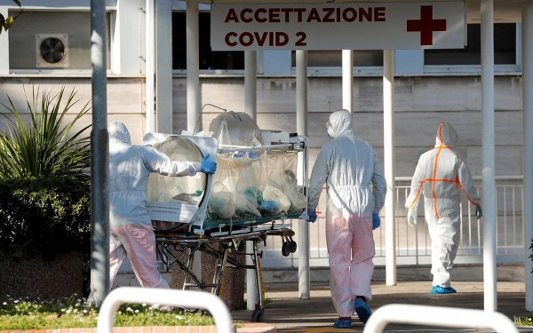 إيطاليا تسجل 627 وفاة في يوم واحد بسبب "كورونا"