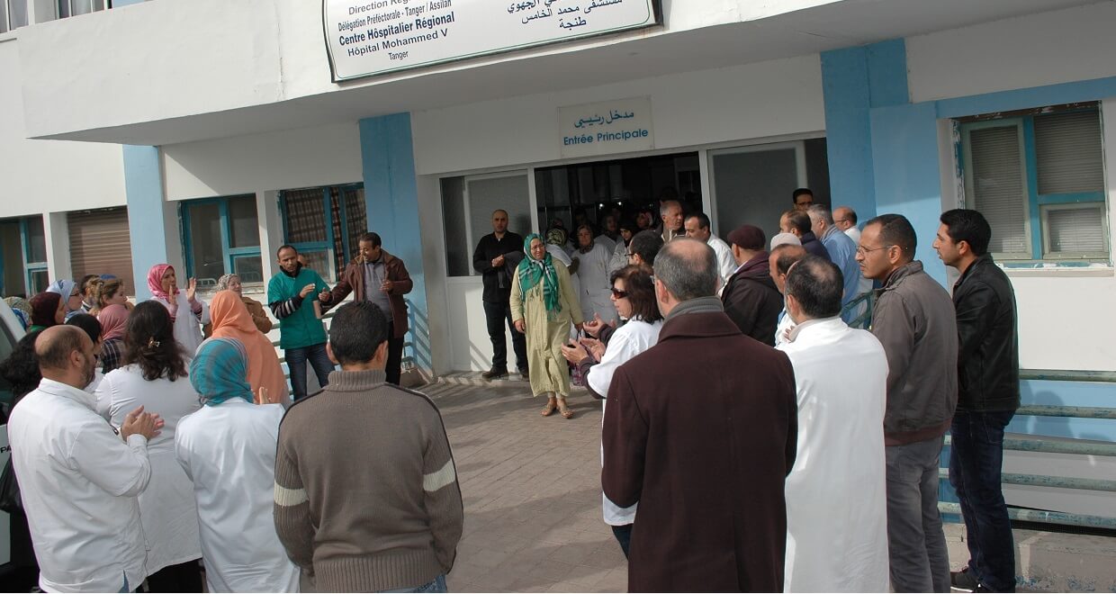 طنجة: أطر الصحة يوقفون أنشطتهم النقابية لمواجهة "كورونا" ويعلنون "التعبئة"