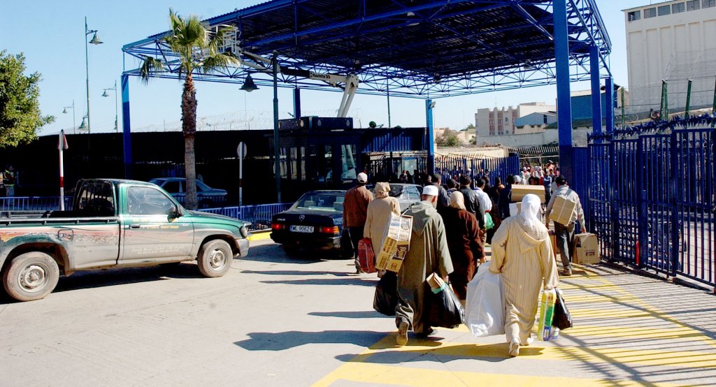  فيروس "كورونا" يُنهي نشاط التهريب المعيشي بين مليلية والمغرب 