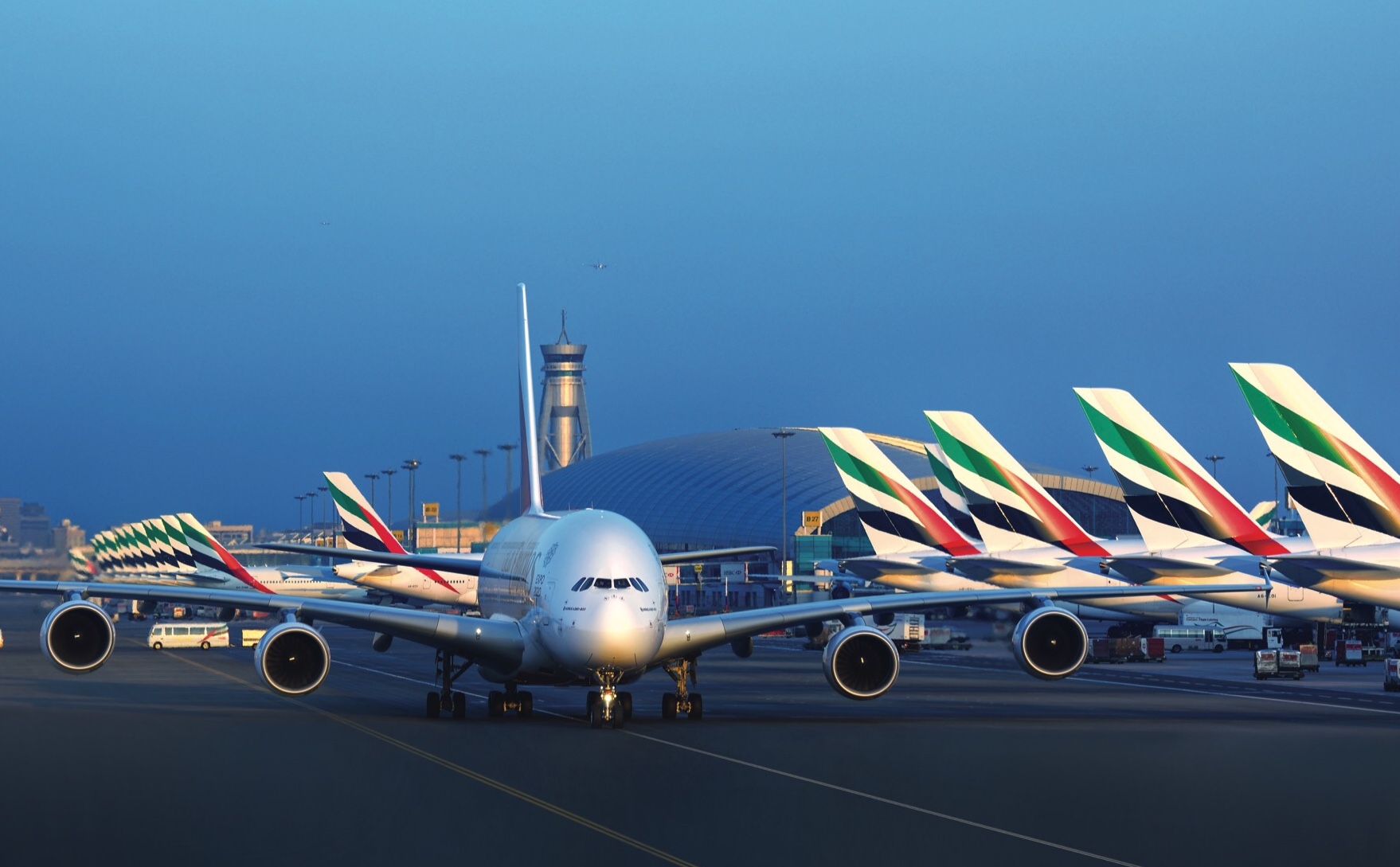  "الإماراتية" للصحيفة: لم نتوصل بأي قرار لتعليق رحلاتنا بين دبي والدار البيضاء 