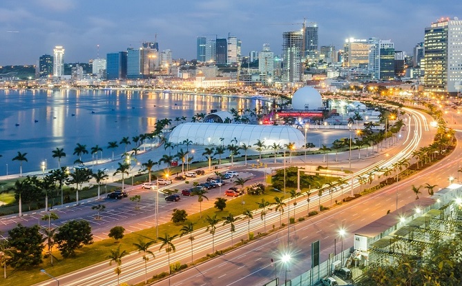  قافلة طبية مغربية جراحية متعددة التخصصات بأنغولا 