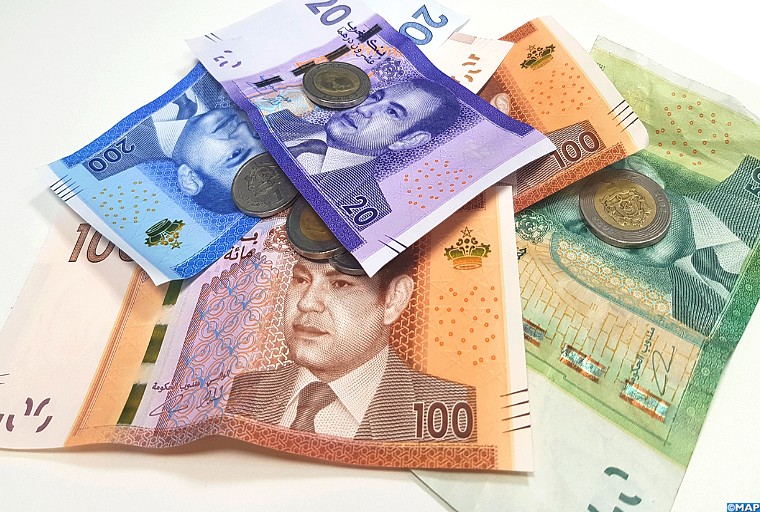 الدرهم المغربي يرتفع أمام الدولار بين مارس وأبريل 2023