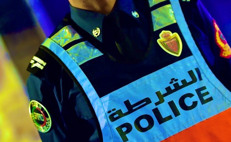 العثور على شرطي مصابا برصاصة داخل منزله بتازة