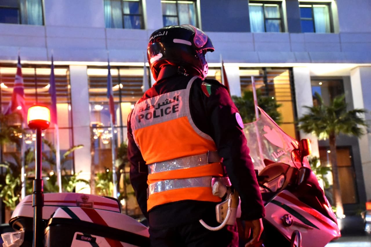 مراكش.. توقيف مدير وكالة بنكية للاشتباه في تورطه في قضية تتعلق بخيانة الأمانة