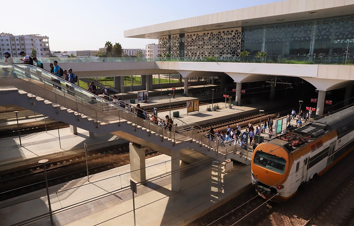 القطارات بالمغرب تواصل عملها بتدابير وقائية