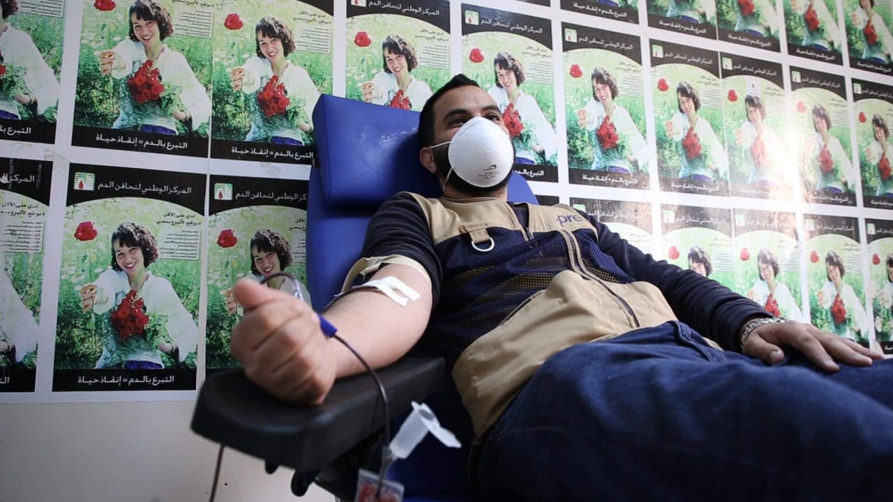 طنجة: صحافيون يتبرعون بالدم لسد خصاص "الطوارئ"