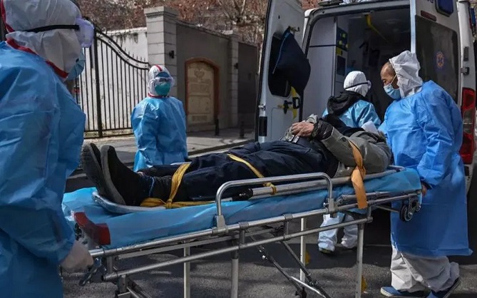  لجنة: الموجة الثالثة لكورونا ستصل إلى ذروتها في الجزائر هذا الأسبوع 