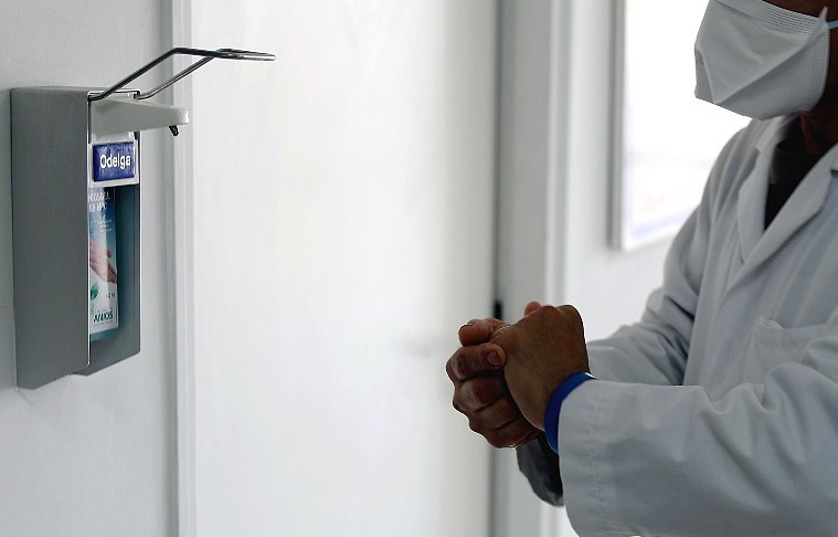 كورونا بالمغرب.. 5 وفيات و240 حالة إصابة جديدة