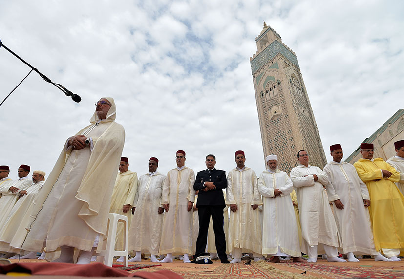 الملك محمد السادس يأمر بفتح 26 مسجدا تابعا للأوقاف